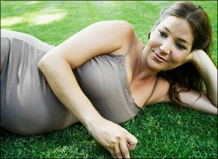 漂亮女性头胎容易生女孩? 外国专家对生男生女新研究