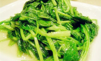 春季吃菠菜好处多 告诉你吃菠菜的方法