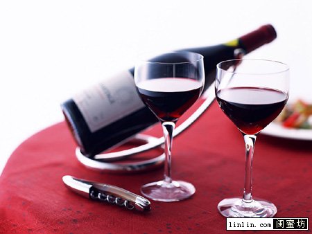 产后如何减肥 产后每天一杯红酒瘦身又养颜