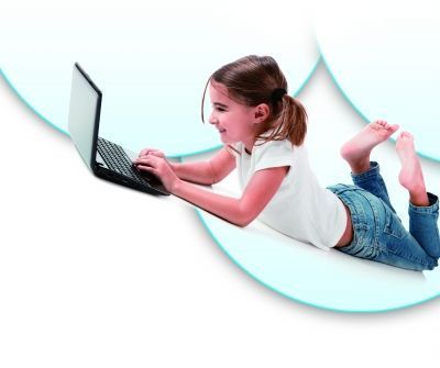 越来越多的孩子开始沉迷电子设备 越来越多的孩子开始沉迷电子设备