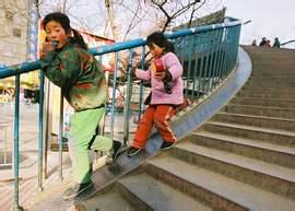 Å®×Ó21ÄêǰÖúСÆòؤ Ê©¶÷²»Í¼±¨VSµÎˮ֮¶÷ӿȪÏ౨!